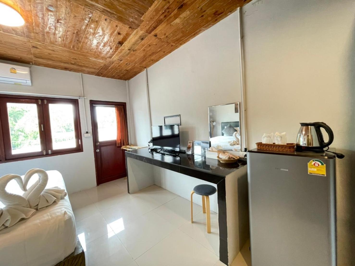 Mook Boonchu Hotel Ко-Мук Екстер'єр фото